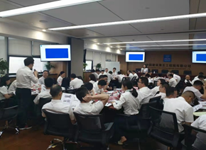 李美鲜培训现场